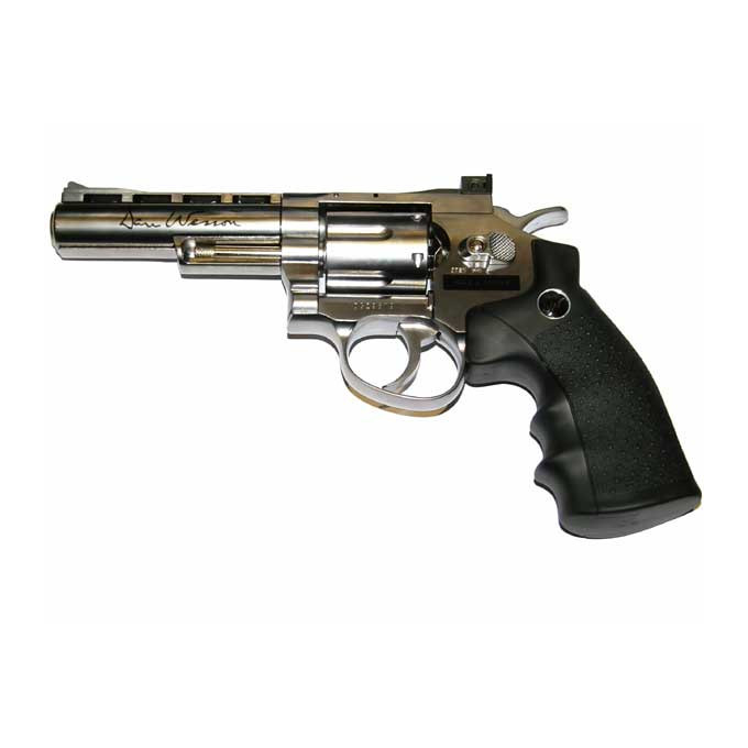 Dan Wesson 4"revolver