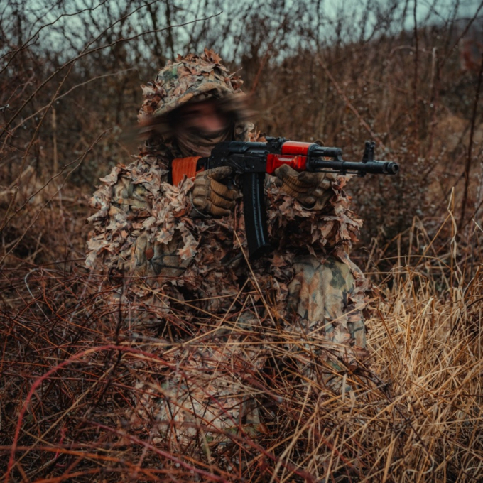 Maskovací komplet KMCS Ghillie Suit 4.0 - Woodland Floor