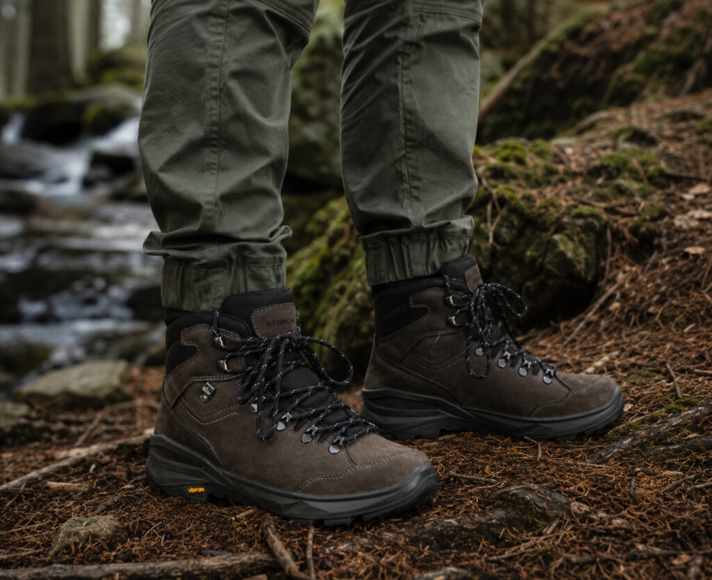 Bennon TERKON grey ankle-height trekking boots