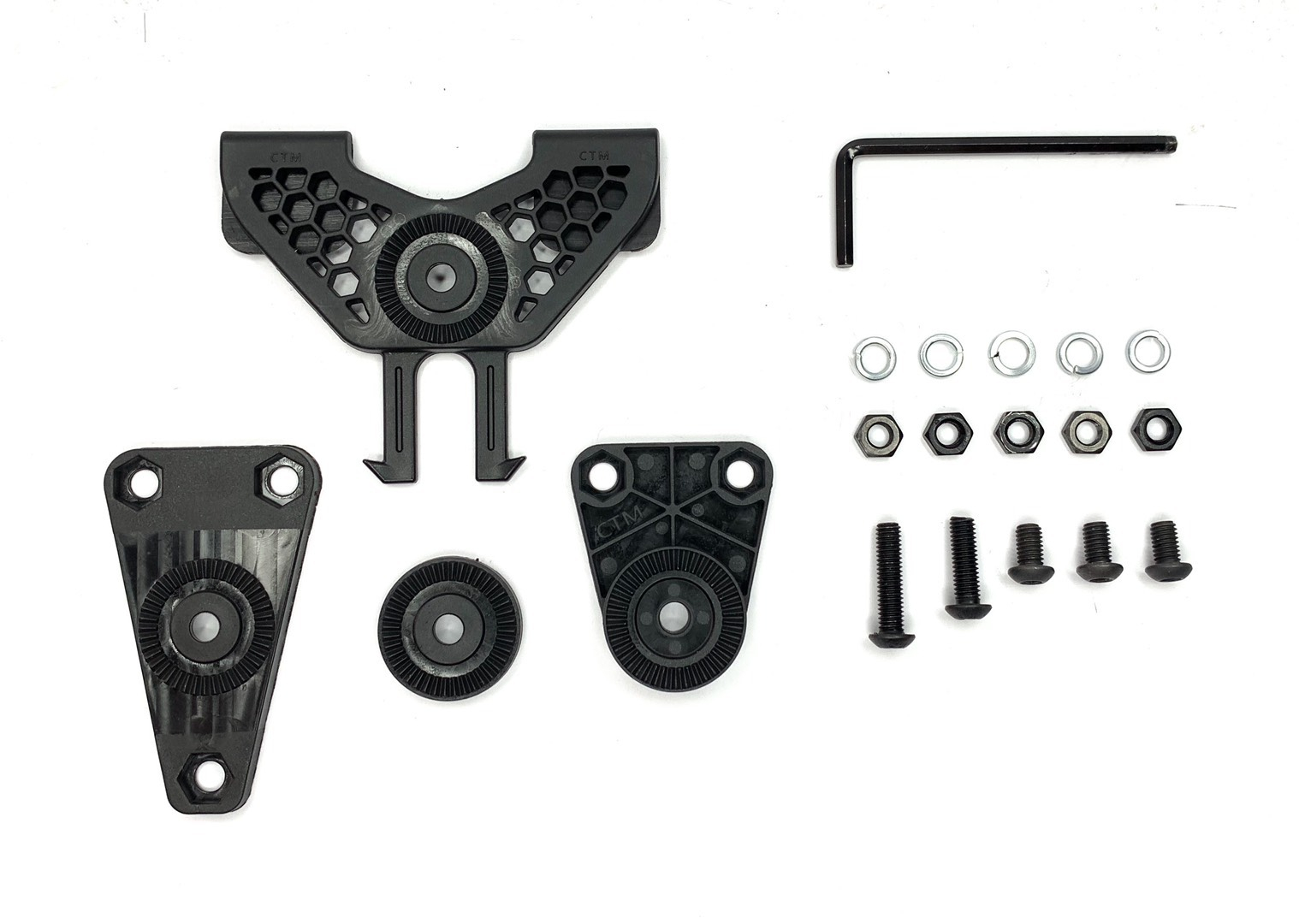 Overview of adapters and screws included in the set