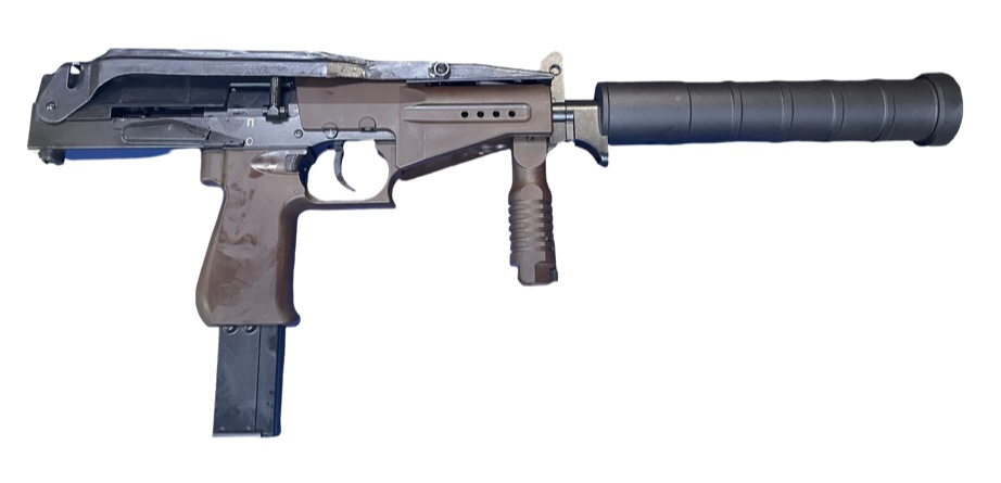 Ukázka tlumiče SR2M Type A na zbrani Lambda Defence SR2M GBB