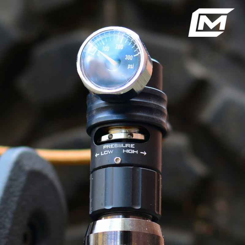MANCRAFT HPA regulátor MMR 0-240 PSI - QD US konektor (samice)