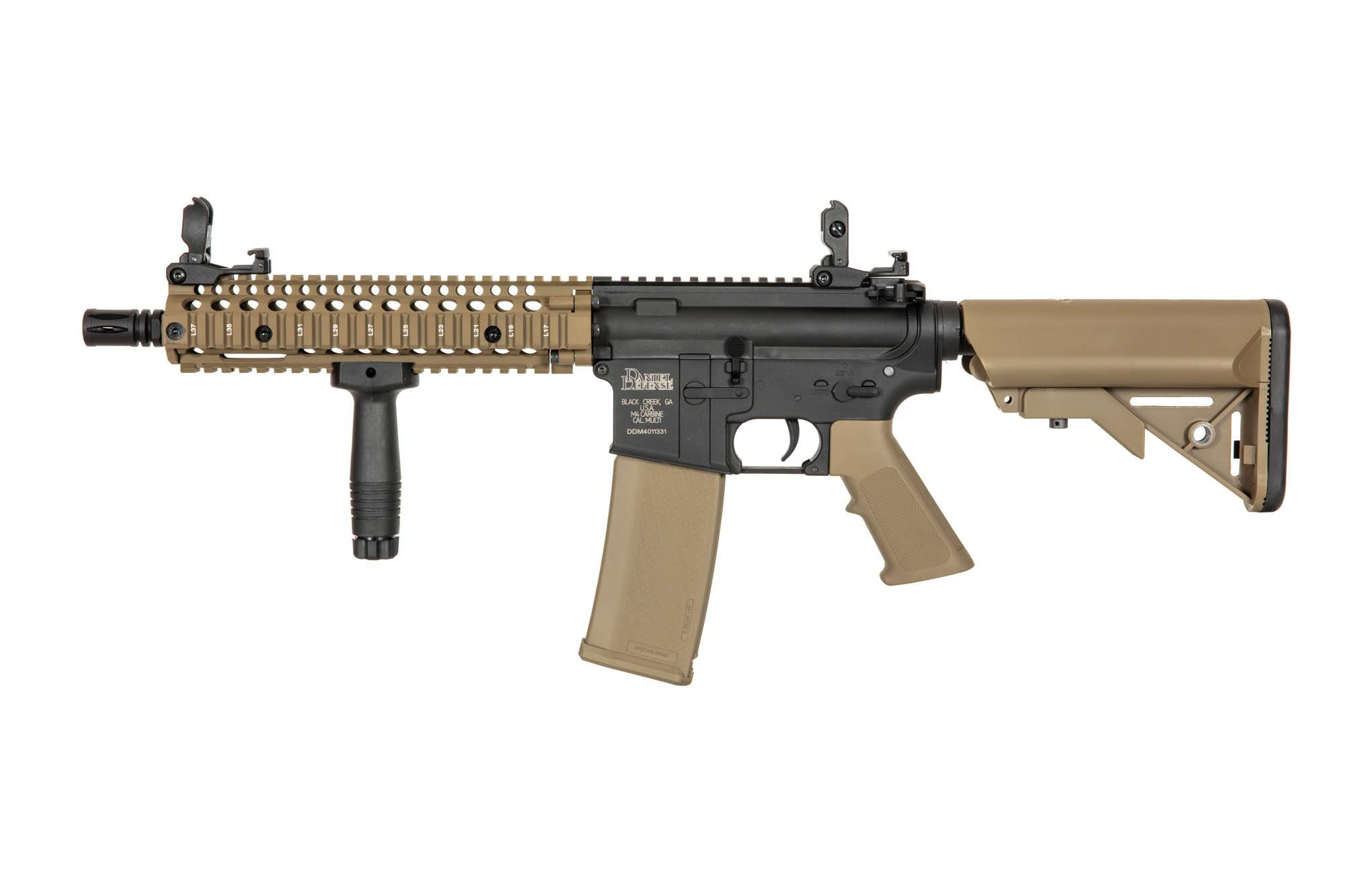 Levně Specna Arms Daniel Defence® MK18 (SA-C19 CORE™) - Písková